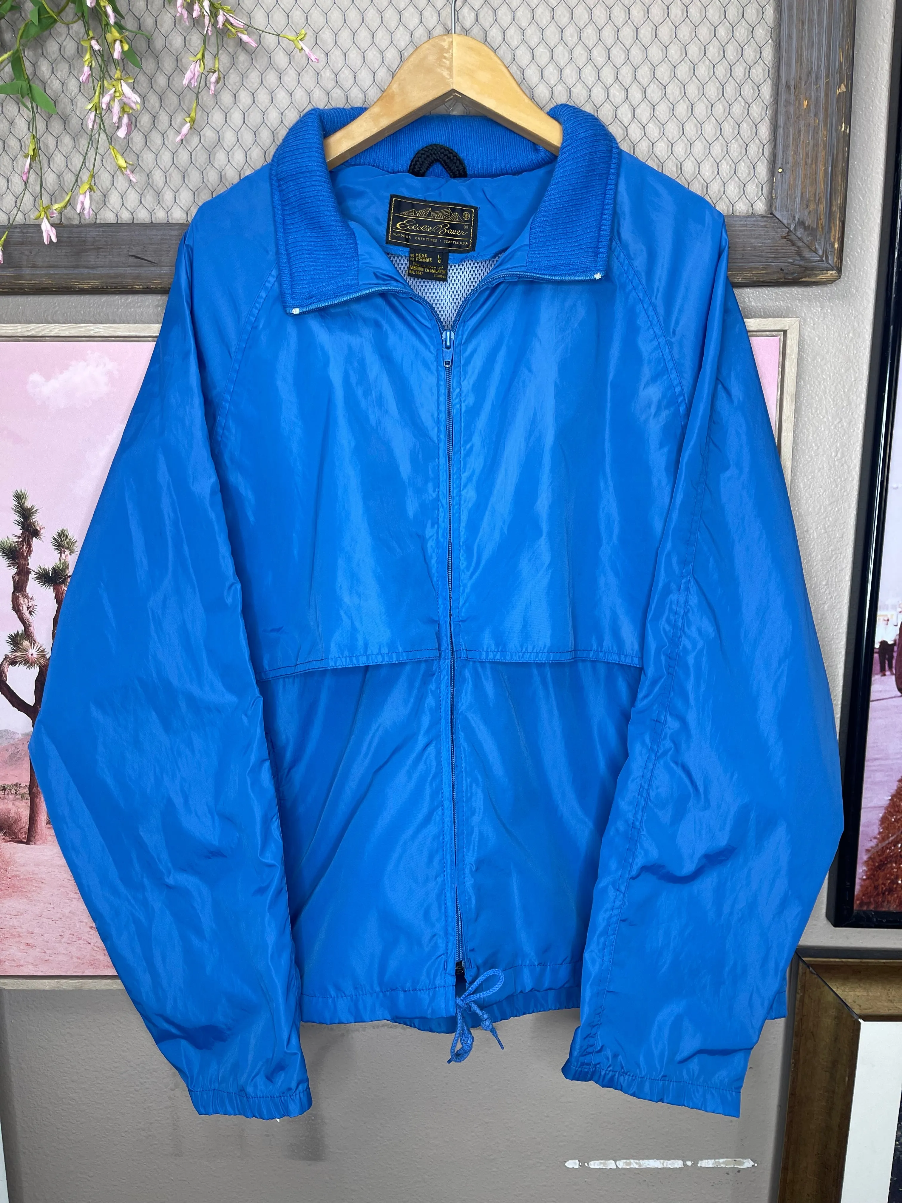 VINTAGE EDDIE BAUER VENTED WINDBREAKER ZIP-UP JACKET WITH PACKABLE HOOD